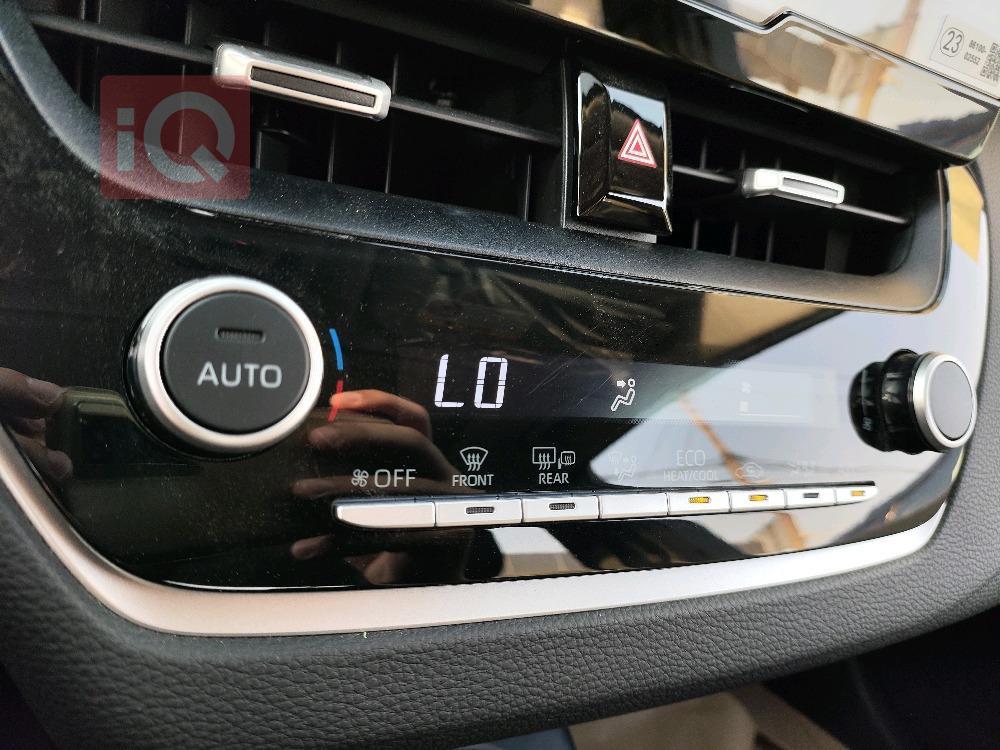 تۆیۆتا کۆرۆلا